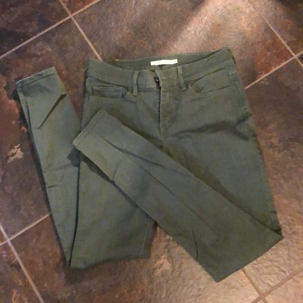 Levi 710 Super Skinny